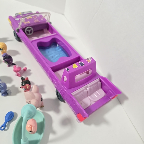 Rare Find!! Littlest Pet Shop Limo & Bath For Pets - 15 Items - Picture 9 of 16